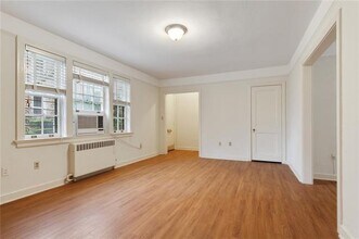 1586 Jefferson Ave in New Orleans, LA - Building Photo - Building Photo