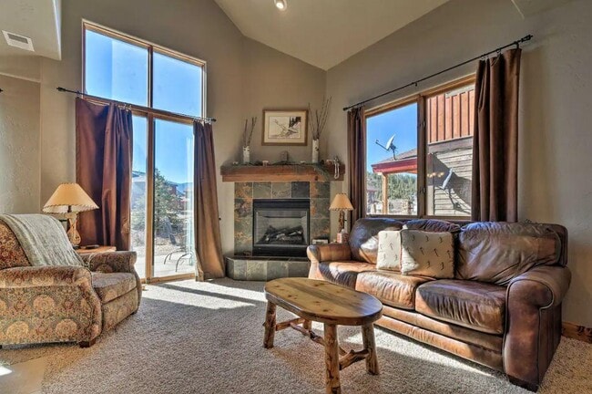 property at 400 Paintbrush Ter