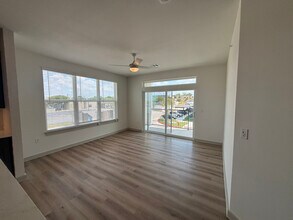 1301 Leah Ave in San Marcos, TX - Building Photo - Building Photo