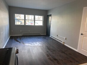 97 Fern St in Naugatuck, CT - Building Photo - Building Photo