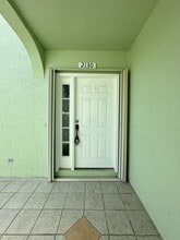 2130 SE Wild Meadow Cir in Port St. Lucie, FL - Building Photo - Building Photo