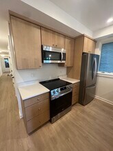 534 Taylor St NW, Unit B in Washington, DC - Building Photo - Building Photo