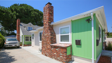 5651 Denny Ave in North Hollywood, CA - Building Photo - Building Photo