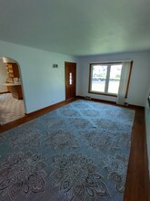 813 S Prairie Ave in Fairmont, MN - Foto de edificio - Building Photo