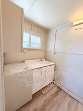 234 E 32nd St in Tucson, AZ - Foto de edificio - Building Photo