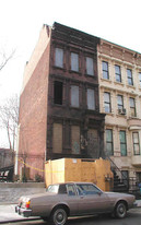 2 W 131 St Apartments