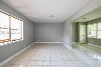 1623 Camille St in Pasadena, TX - Building Photo - Building Photo