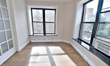 200 Stanton St, Unit 4 in New York, NY - Foto de edificio - Building Photo