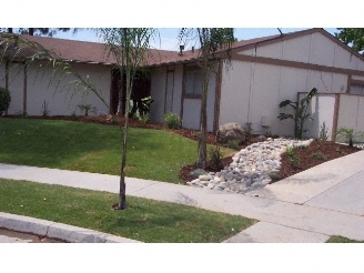 3047 W Saginaw Way in Fresno, CA - Building Photo