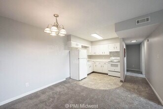 326 Progress Rd, Unit B14 in Shelbyville, IN - Building Photo - Building Photo