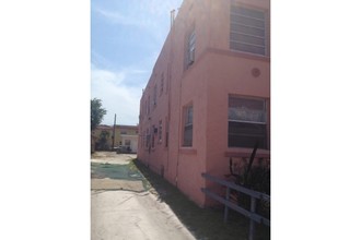 1450 SW 4th St in Miami, FL - Building Photo - Building Photo