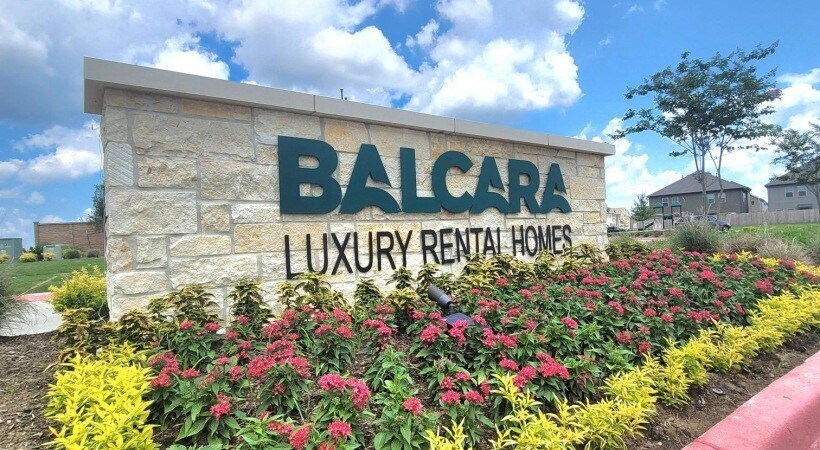 9914 Kilkenny St in Iowa Colony, TX - Building Photo