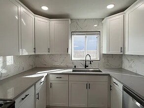 201 Nunca St in Las Vegas, NV - Building Photo - Building Photo