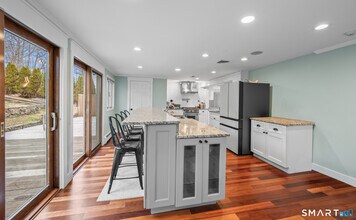 297 South Rd in Farmington, CT - Building Photo - Building Photo