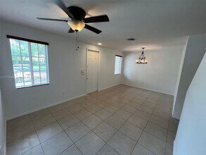 27568 SW 143rd Ave in Homestead, FL - Building Photo - Building Photo
