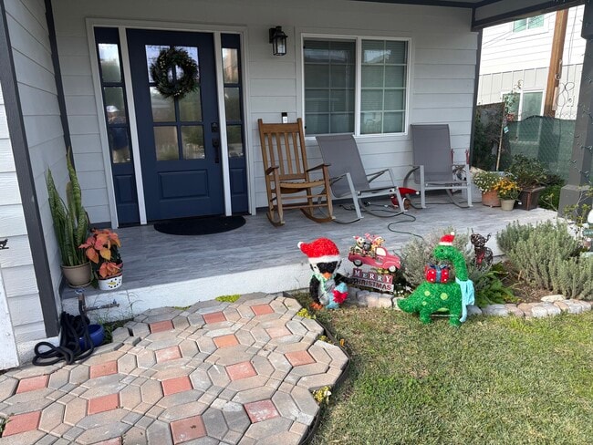 2405 Perkins Ln in Redondo Beach, CA - Building Photo - Building Photo