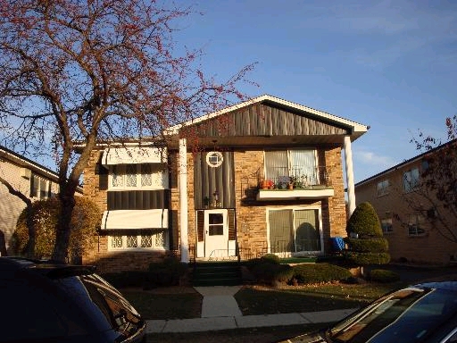 4525 Elm Ave in Brookfield, IL - Foto de edificio - Building Photo