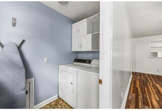 3308 Kelwin Ave in Brunswick, GA - Foto de edificio - Building Photo