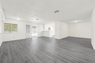 1231 Country Ln in Conroe, TX - Building Photo - Building Photo