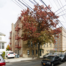 283 E 234th St in Bronx, NY - Building Photo - Building Photo