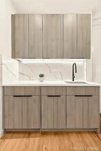 75 Thompson St, Unit 7 in New York, NY - Foto de edificio - Building Photo