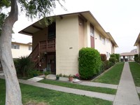 Ocean Avenue Apartments in Lompoc, CA - Building Photo - Building Photo