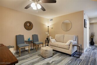 16001 Amberwood Lake Ct in Ft. Myers, FL - Building Photo - Building Photo