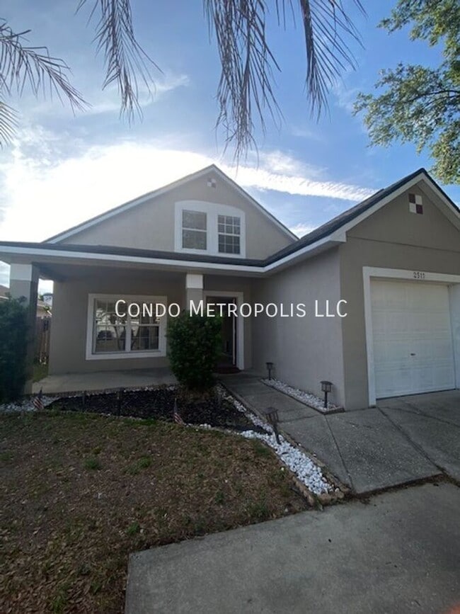 property at 2511 Woods Edge Cir