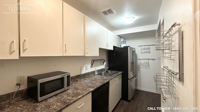 199 Olympic Cres in London, ON - Building Photo - Building Photo