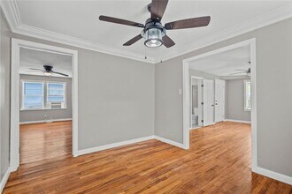 4020 Avenue O 1/2 in Galveston, TX - Building Photo - Building Photo
