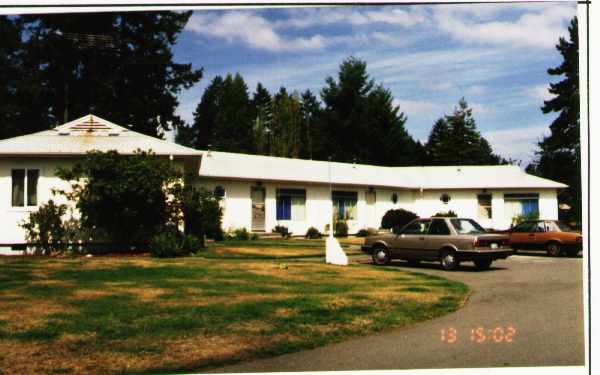 8111-8117 121st St SW in Lakewood, WA - Building Photo