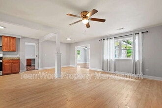 313 Clearwater Dr in Goose Creek, SC - Building Photo - Building Photo