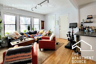 3139 W Wellington Ave in Chicago, IL - Foto de edificio - Building Photo