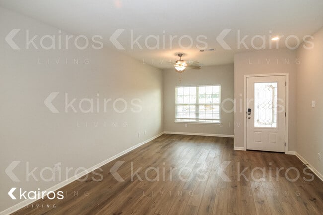 125 Declaration Ln in Liberty Hill, TX - Building Photo - Building Photo