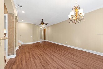 618 105th Ln N in St. Petersburg, FL - Building Photo - Building Photo