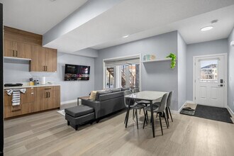 142 Canoe Crescent SW, Unit SI ID1386563P in Airdrie, AB - Building Photo - Building Photo