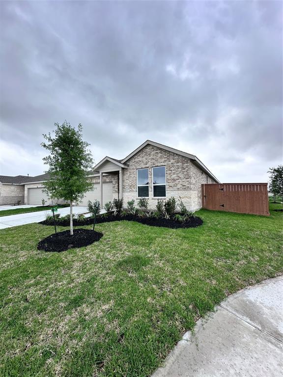 property at 902 Heaven Dr