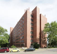 South Mall Towers in Albany, NY - Building Photo