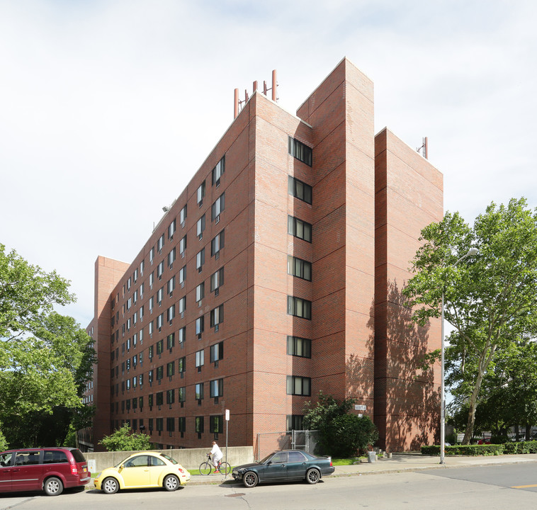 South Mall Towers in Albany, NY - Foto de edificio