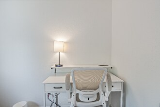 804 Sylvia Ln in Pflugerville, TX - Foto de edificio - Building Photo