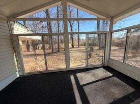 2150 Tramway Pl in Memphis, TN - Building Photo