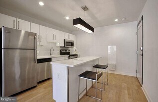 1616 Walnut St, Unit 1B-1405 in Philadelphia, PA - Building Photo