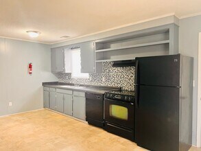 1032 Blue Ridge Terrace in Columbia, SC - Building Photo - Building Photo