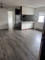 Sandpiper Apartments in Marysville, CA - Building Photo