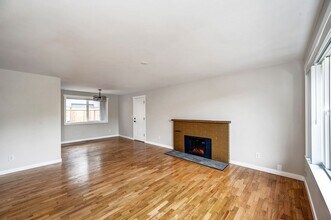 20113 S Danvers Rd in Lynnwood, WA - Building Photo - Building Photo