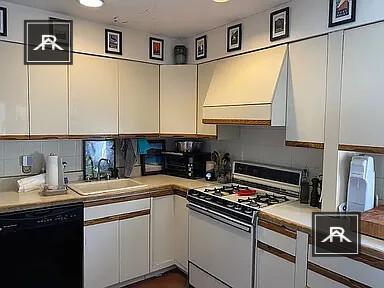 40 Stetson St in Brookline, MA - Building Photo - Building Photo