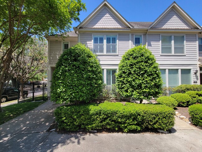 property at 75 Dennis St