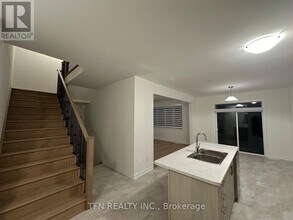 11 Monteith Dr in Brantford, ON - Building Photo - Building Photo