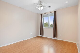 75 Liberty Ave in Jersey City, NJ - Building Photo - Building Photo