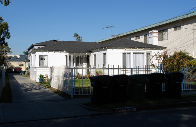 1001 S Myrtle Ave in Inglewood, CA - Building Photo - Building Photo